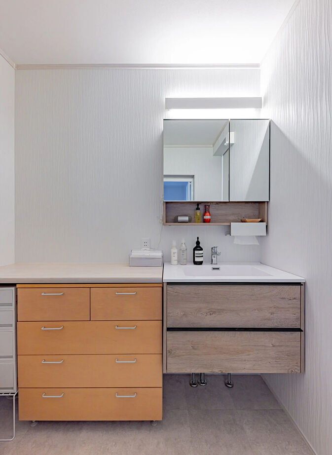 イシンホーム三郷　松井産業 【二世帯住宅/高気密・高断熱/省エネ・創エネ】二世帯それぞれの暮らしに合わせた空間設計の建築実例画像5