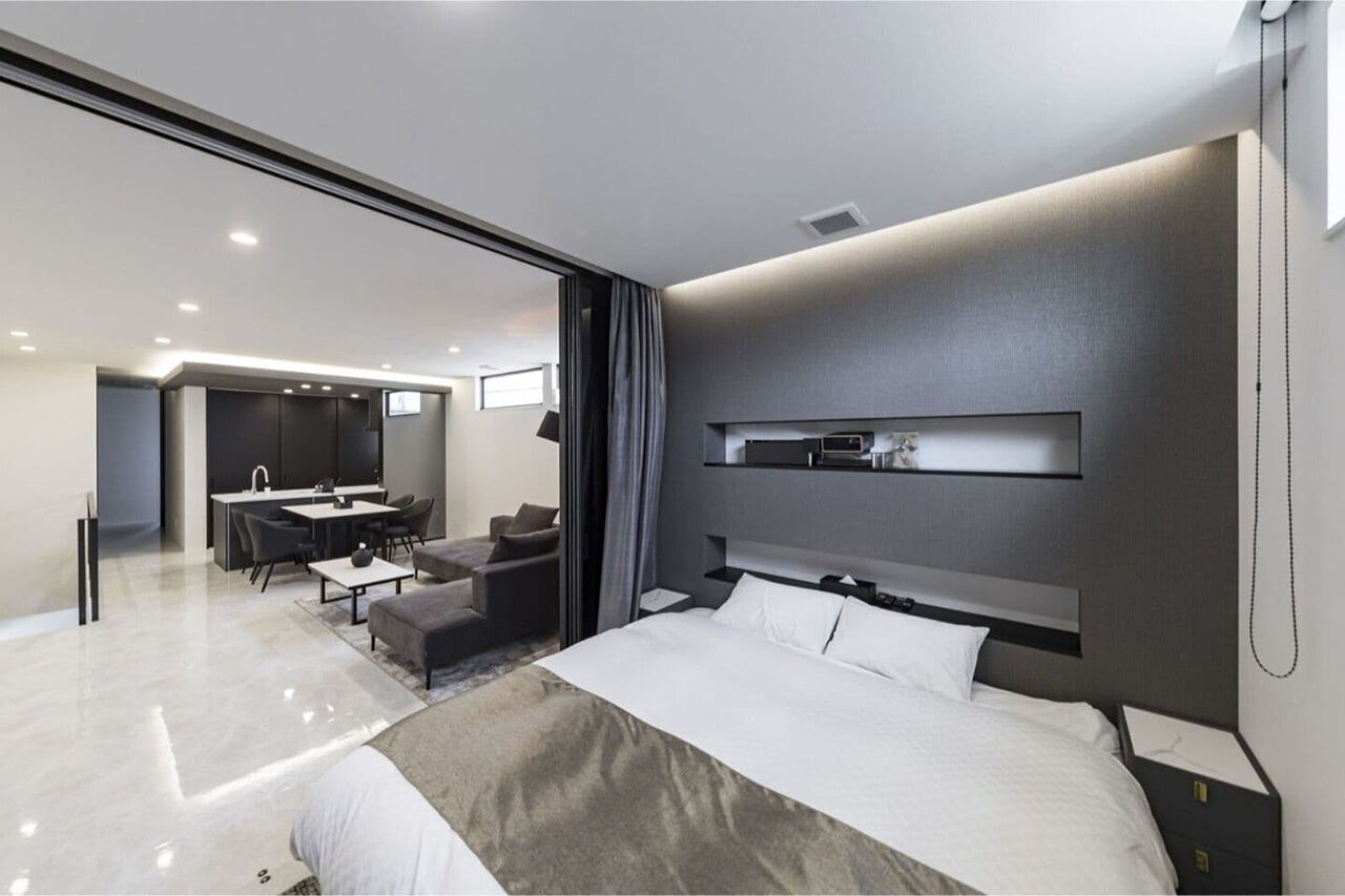 iD pluss(アイディープラス) 【3500～3999万円／ビルトインガレージ／全館空調】ホテルライクな生活＋見せるビルトインガレージの建築実例画像4