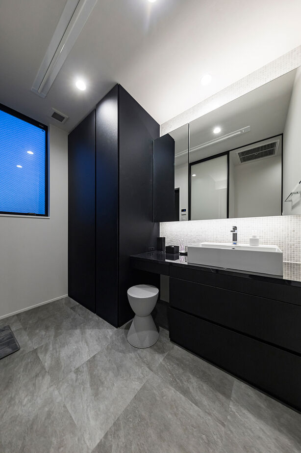 iD pluss(アイディープラス) 【3500～3999万円／ビルトインガレージ／全館空調】ホテルライクな生活＋見せるビルトインガレージの建築実例画像7