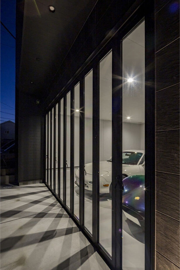 iD pluss(アイディープラス) 【3500～3999万円／ビルトインガレージ／全館空調】ホテルライクな生活＋見せるビルトインガレージの建築実例画像10