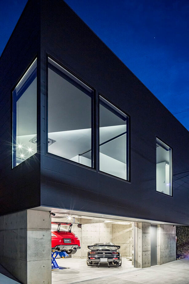 iD pluss(アイディープラス) 【3500～3999万円／ビルトインガレージ／地下室】週末には、仲間が集まるガレージハウスの建築実例画像10