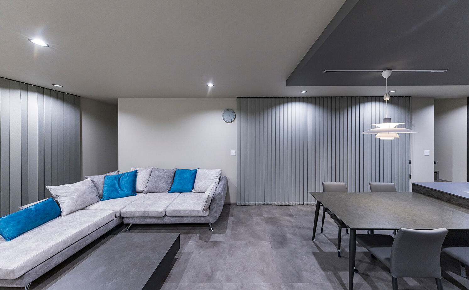 iD pluss(アイディープラス) 【建築家×中庭×スタイリッシュ/2000万円台/愛知県名古屋市】プライバシーを纏う中庭と石の家の建築実例画像8