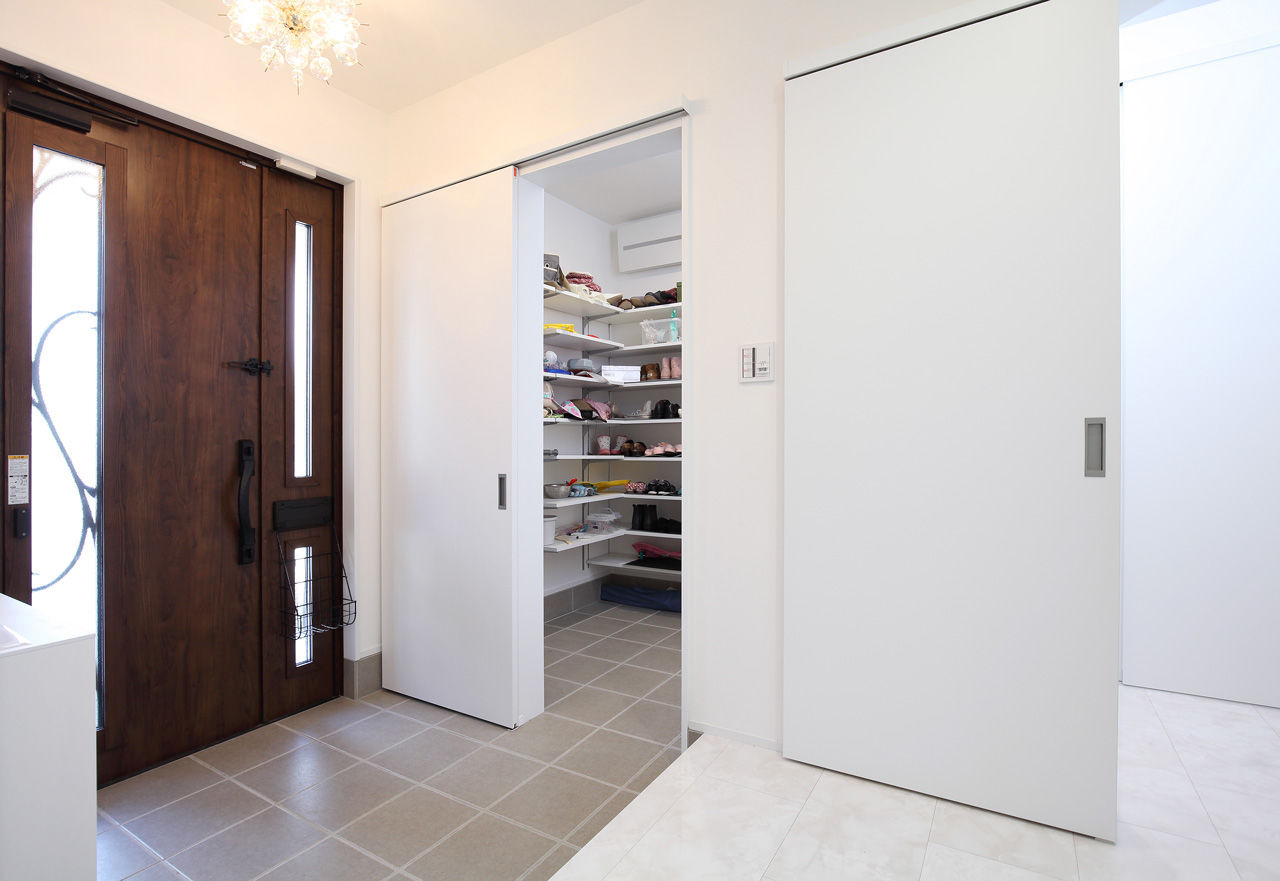 新栄建設　パナソニックビルダーズグループ 【3000万円台/約46坪/大空間/間取図有】憧れの海外の住まいを参考にした「南仏風の外観」の建築実例画像10