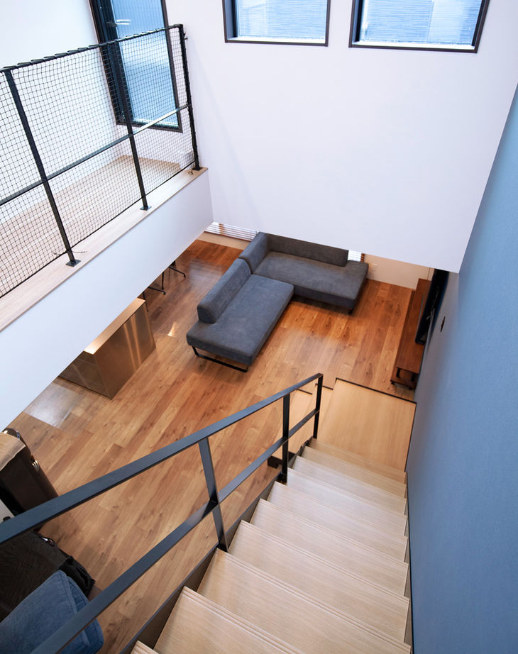 新栄建設　パナソニックビルダーズグループ 【2000万円台/39坪/２階リビング/間取り図有】ビルトインガレージのある3階建ての家の建築実例画像9