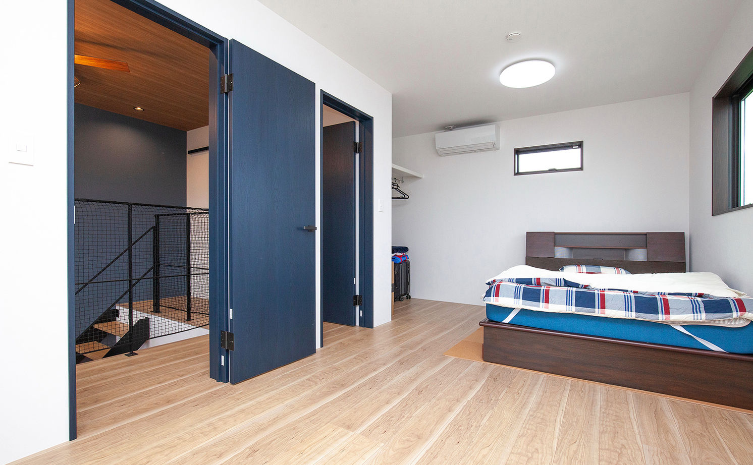 新栄建設　パナソニックビルダーズグループ 【2000万円台/39坪/２階リビング/間取り図有】ビルトインガレージのある3階建ての家の建築実例画像11