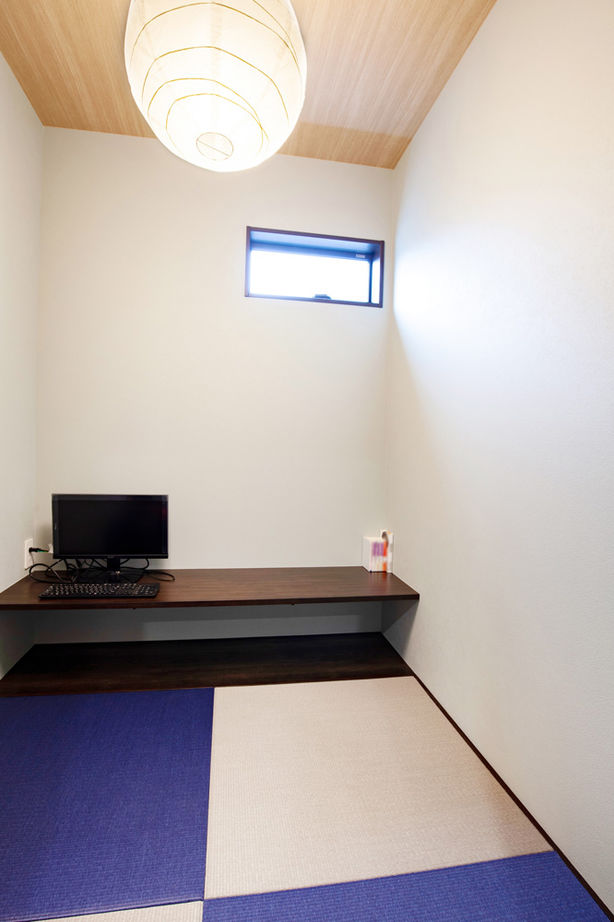 新栄建設　パナソニックビルダーズグループ 【2000万円台/39坪/２階リビング/間取り図有】ビルトインガレージのある3階建ての家の建築実例画像14