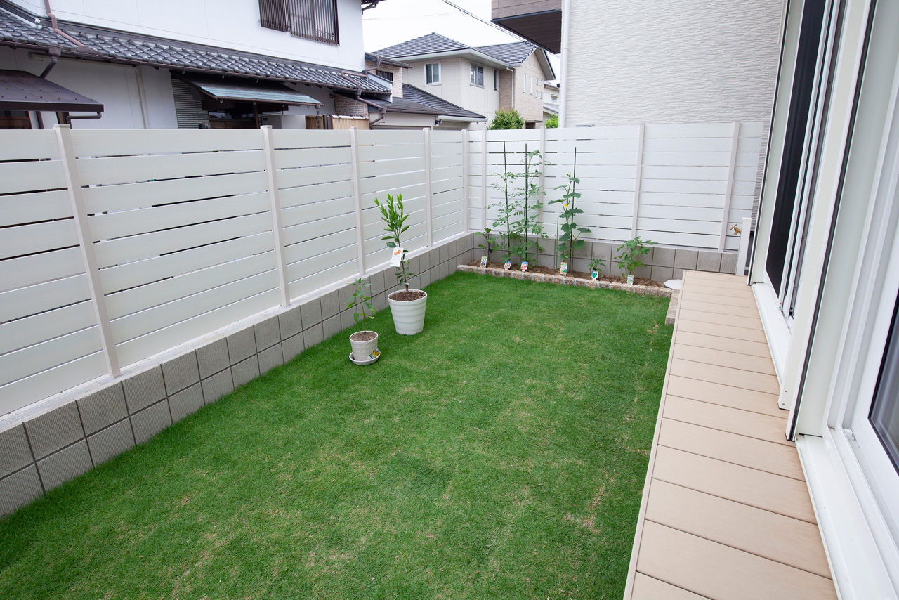 新栄建設　パナソニックビルダーズグループ 【2000万円台/3１坪/大きな本棚/間取り図有】図書館のあるZEHの家の建築実例画像9