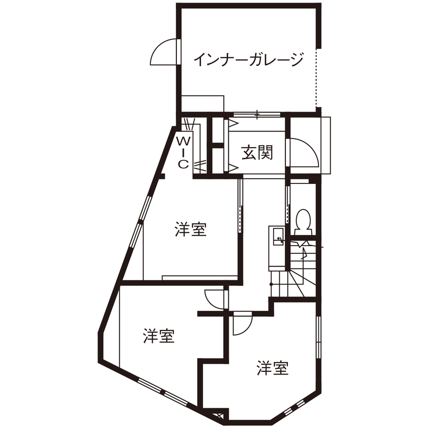 新栄建設　パナソニックビルダーズグループ 【3000万円台/35坪/２階リビング/間取図有】ビルトインガレージはバイク専用。変形地を活かした八角形の家の間取り図（4LDK）1階