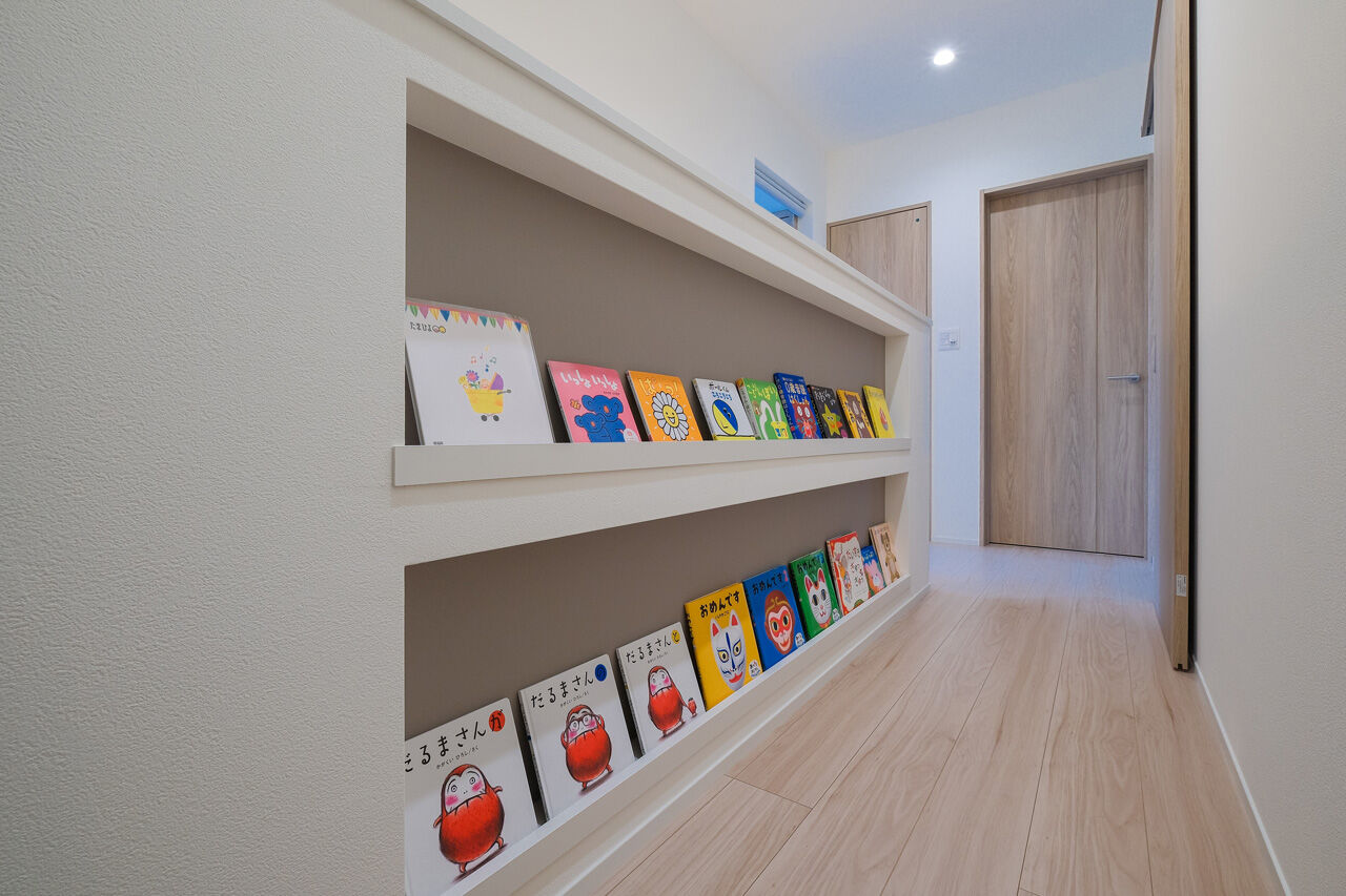 新栄建設　パナソニックビルダーズグループ 【4000万円台/約58坪/シアタールーム/間取図有】玄関も別々！完全独立型二世帯住宅の建築実例画像7