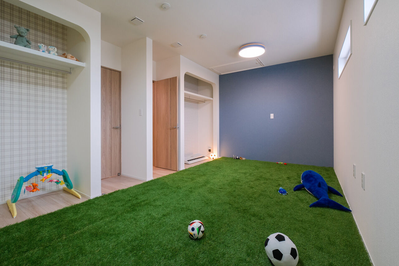 新栄建設　パナソニックビルダーズグループ 【4000万円台/約58坪/シアタールーム/間取図有】玄関も別々！完全独立型二世帯住宅の建築実例画像8