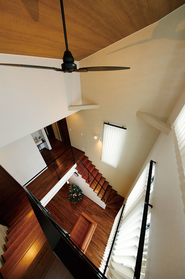 角屋ハウジング 【自由設計/2300万円/37坪/間取り】吹き抜けの開放感が心地よい 将来の二世帯を見据えたナチュラルハウスの建築実例画像3