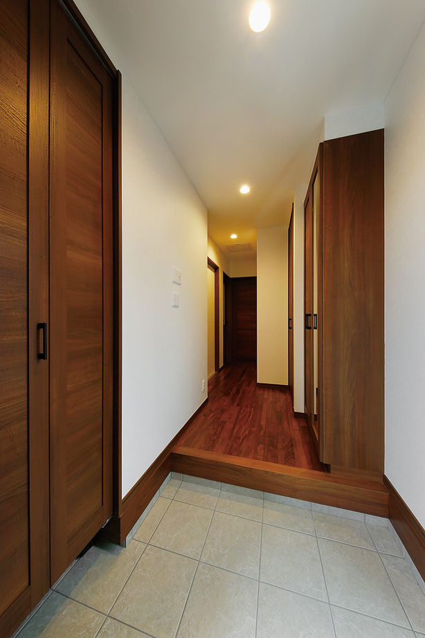 角屋ハウジング 【自由設計/2300万円/37坪/間取り】吹き抜けの開放感が心地よい 将来の二世帯を見据えたナチュラルハウスの建築実例画像9