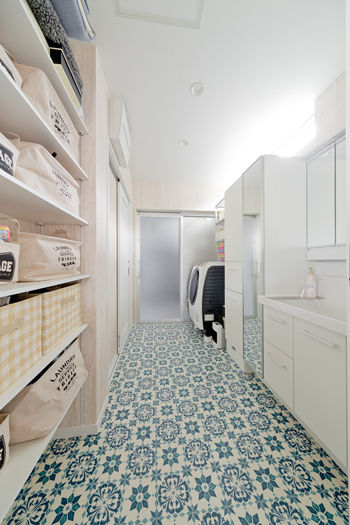 カメヤグローバル 【大阪府/2000万円台/約50坪/貝塚市】インナーガレージとウッドデッキがある建築士と造る家（間取り図有）の建築実例画像6