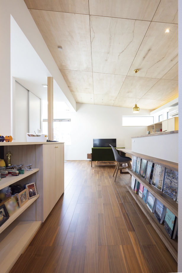 カメヤグローバル 【大阪府/1900万円台/約30坪/泉大津市】好きなものに囲まれる2階のオープンなLDK。建築家デザインの家の建築実例画像6