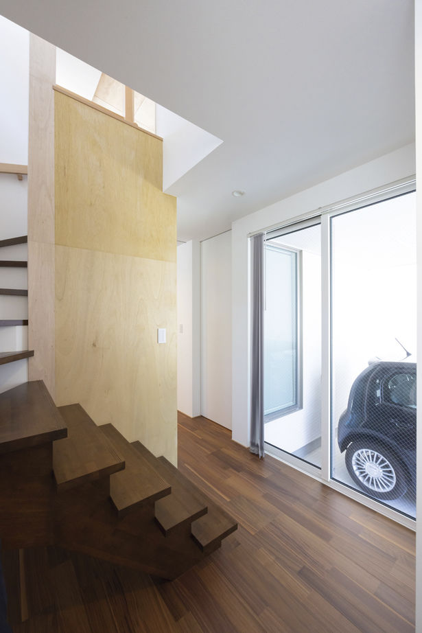 カメヤグローバル 【大阪府/1900万円台/約30坪/泉大津市】好きなものに囲まれる2階のオープンなLDK。建築家デザインの家の建築実例画像9