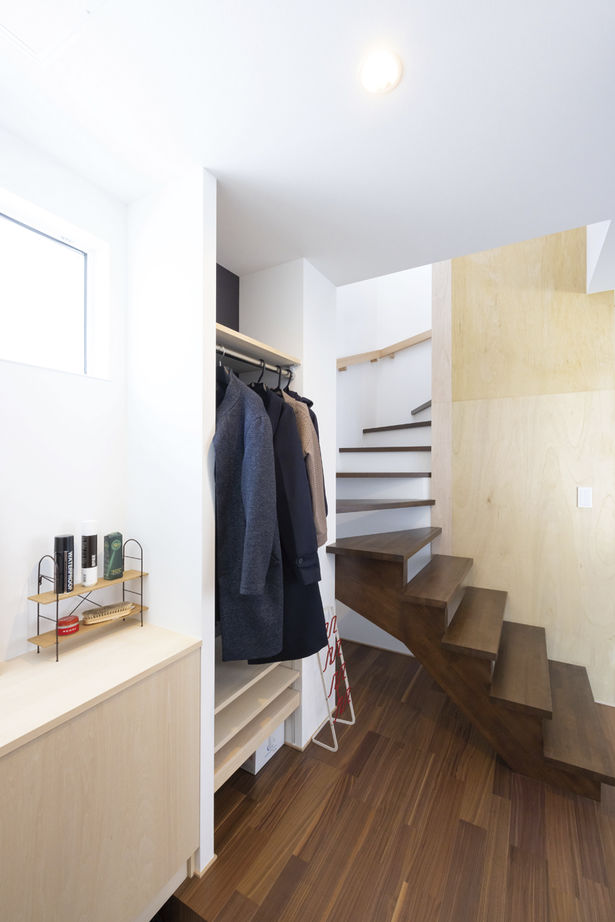 カメヤグローバル 【大阪府/1900万円台/約30坪/泉大津市】好きなものに囲まれる2階のオープンなLDK。建築家デザインの家の建築実例画像10