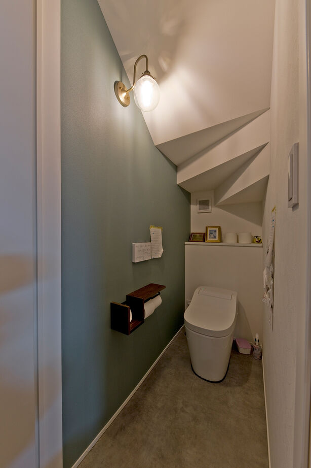 カメヤグローバル 【大阪府/2000万円台/約30坪/河内長野市】広い土間に薪ストーブ。火を眺めながら、リビングでくつろぐの建築実例画像10