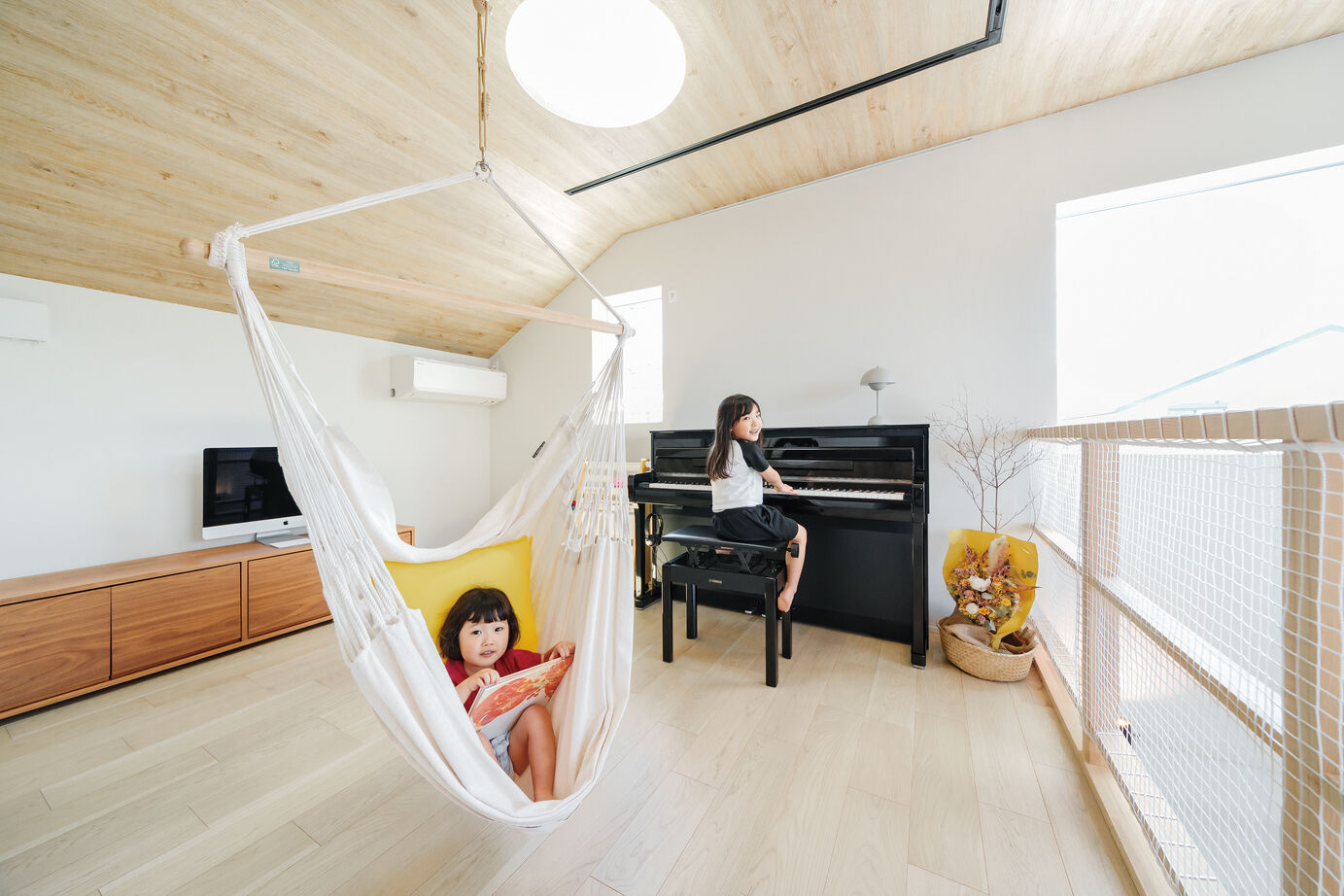 カメヤグローバル 【大阪府/堺市】自然光にあふれる大きな吹抜け空間に、観葉植物が映える家の建築実例画像8