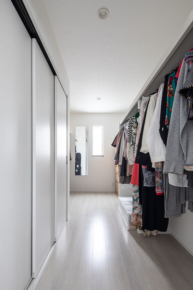 日興ホーム 【2,000万円台/こだわりキッチン/127.75m2/間取り図有】カウンターキッチンで日々の料理を楽しみ家事ラクにの建築実例画像9