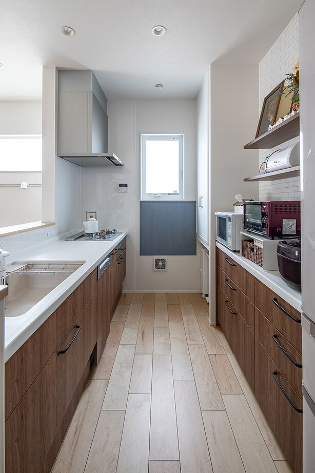 日興ホーム 【3000万円台/木漏れ日のリビング/115.75平米/間取り図有】明るくて暖かい家で手に入れた、憧れの毎日の建築実例画像6