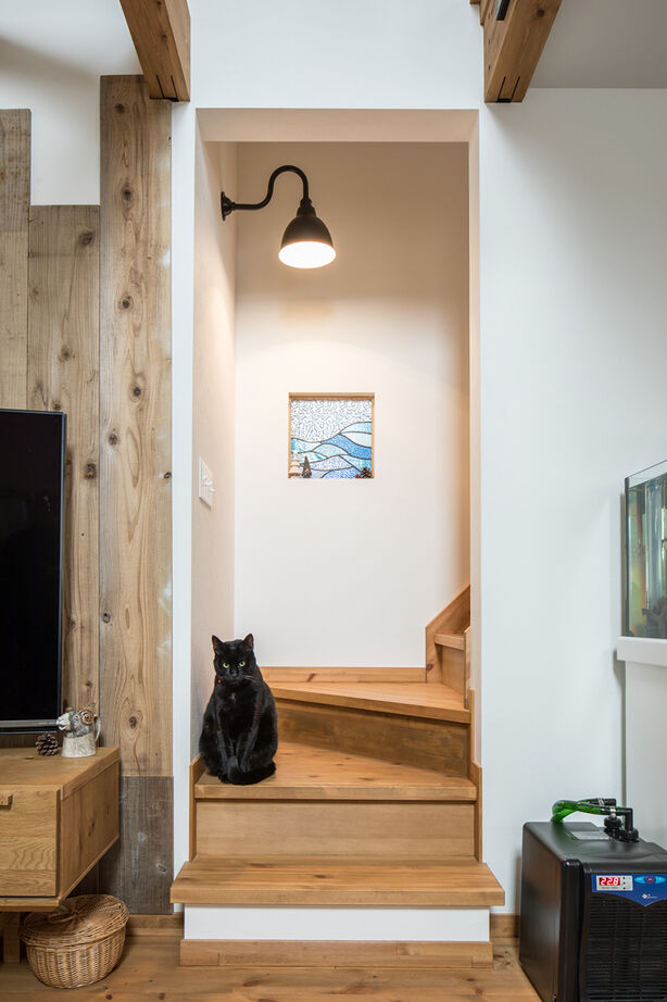 日興ホーム 【2000万円台/お気に入りの家具/96.05平米/間取り図有】1・2階をつなぐ吹抜けで面積以上の開放感！の建築実例画像3