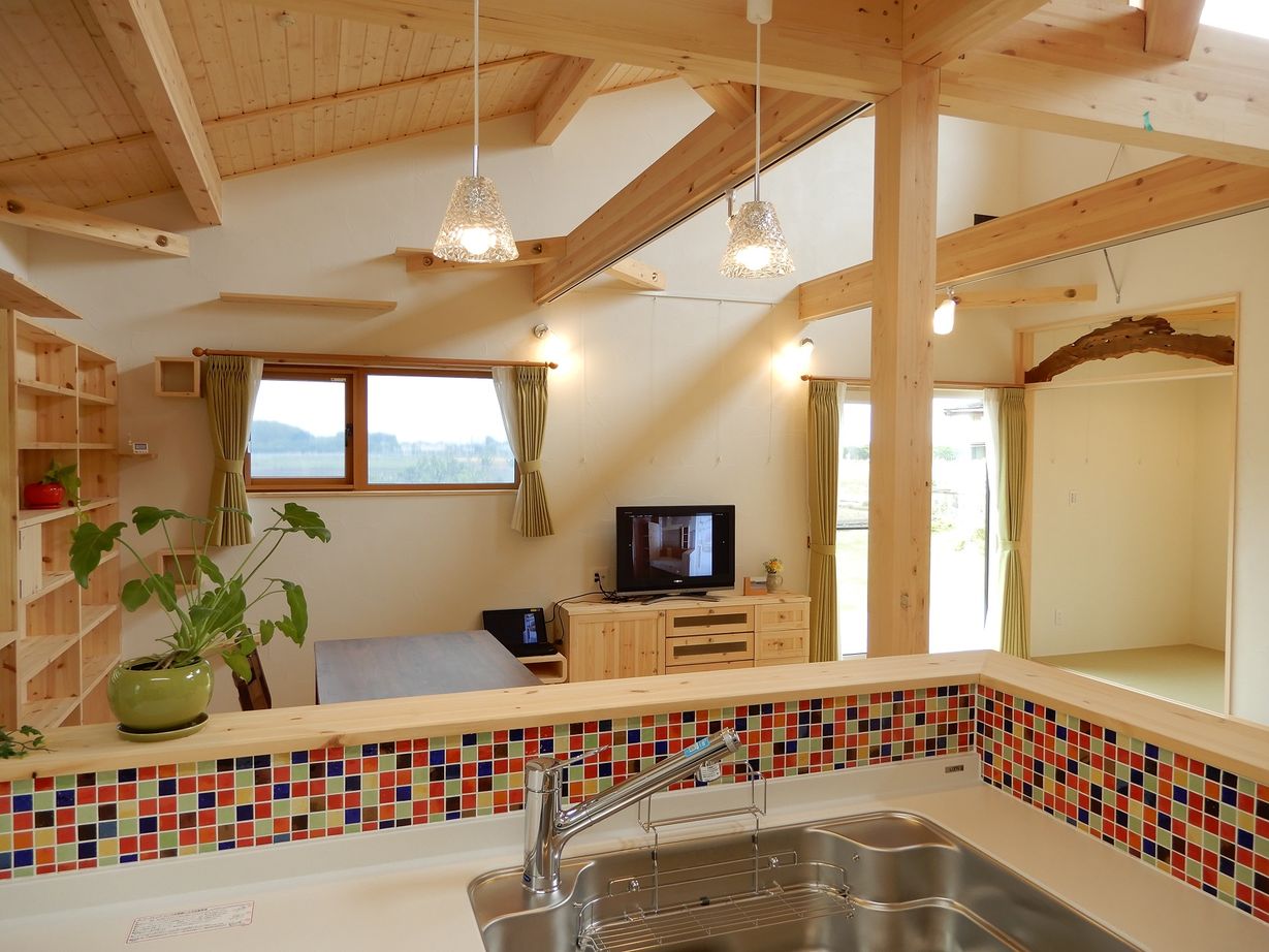 大和屋 【2000万円台/32.3坪/平屋】間取りと造作家具にこだわった、ビルトインガレージのある住まいの建築実例画像4