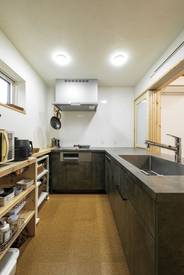 大和屋 【2000万円台/32.3坪/2LDK+書斎】性能と素材にこだわった自然と暮らすパッシブハウスの建築実例画像3