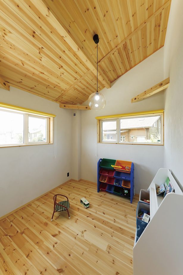 大和屋 【3000万円台/37.8坪】開放的な室内も高性能で快適に。こだわりの西海岸スタイルの家の建築実例画像7