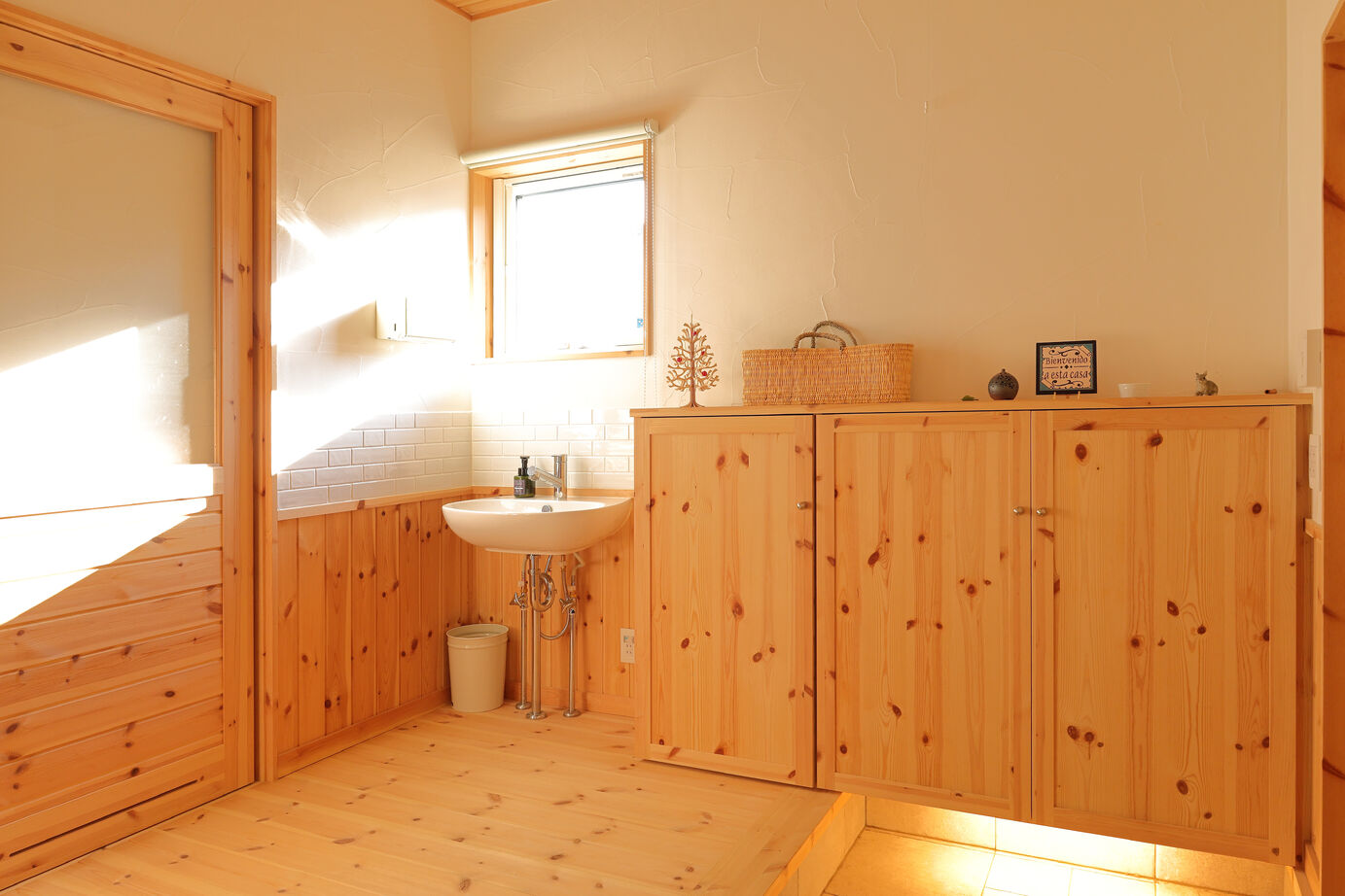 大和屋 野鳥たちのかわいい声をBGMに、爽やかな風が入る森の家の建築実例画像2