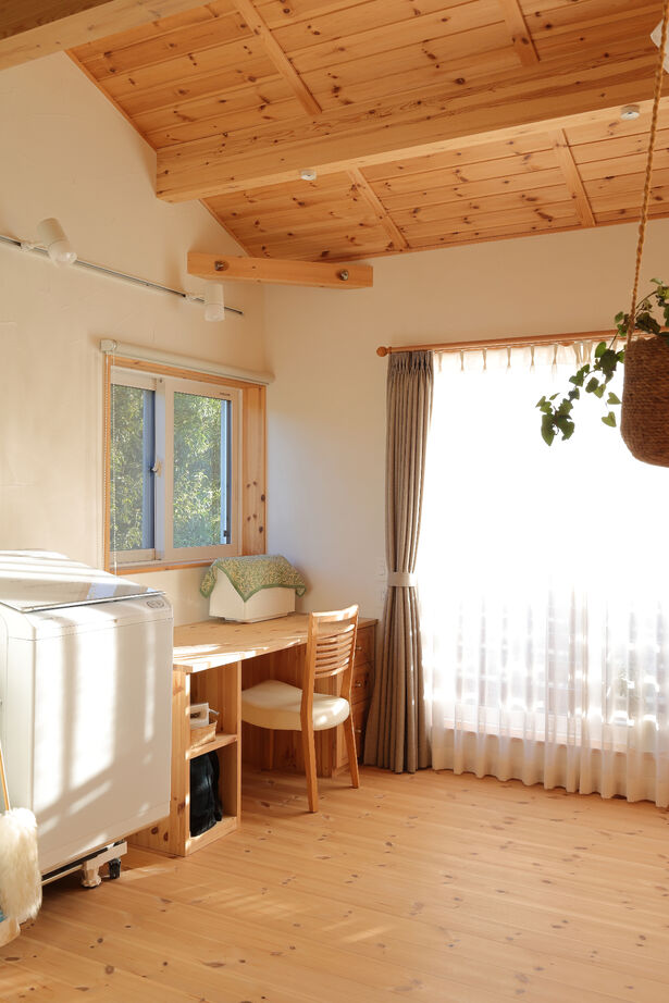 大和屋 野鳥たちのかわいい声をBGMに、爽やかな風が入る森の家の建築実例画像9