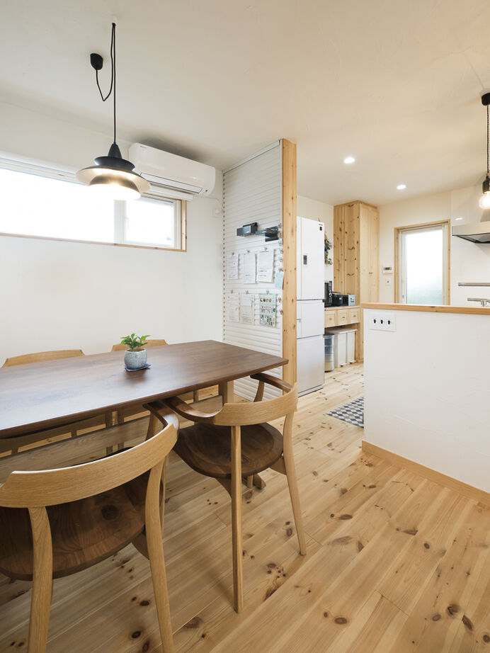 大和屋 抜群の開放感が広がるモダンな木の家の建築実例画像5