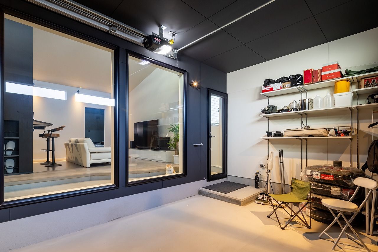 さくら 【石川県/1LDK/インナーガレージ/20坪】愛車を眺めながら、猫と暮らす平屋ガレージハウスの建築実例画像3