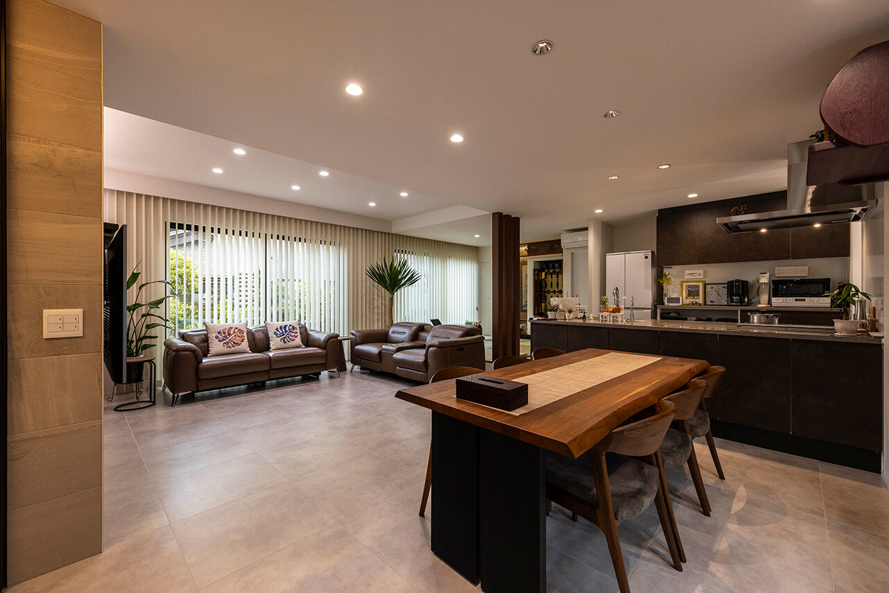 さくら 【石川県/建て替え/約25帖LDK/42坪】和×ホテルライクな家の建築実例画像3