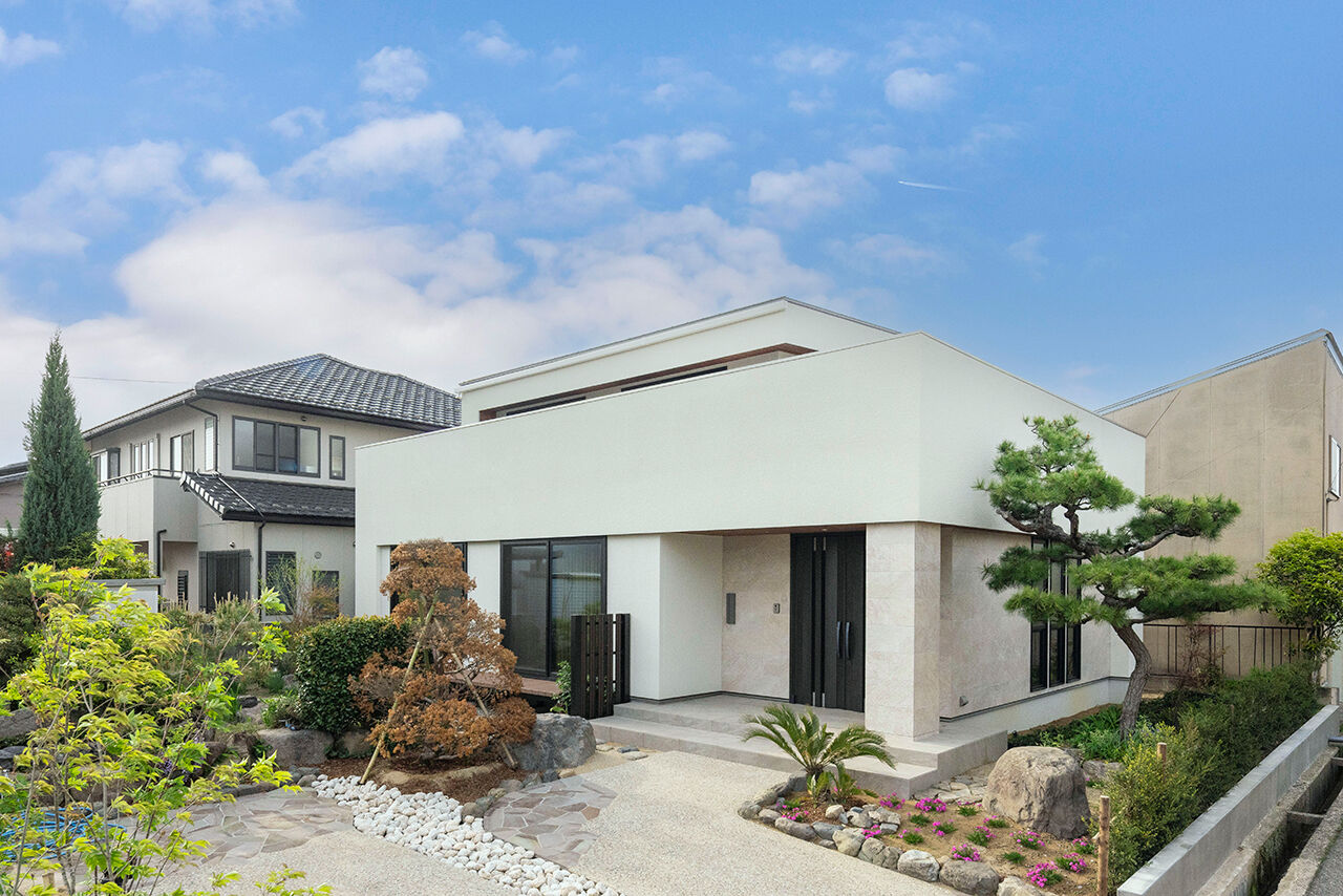 さくら 【石川県/建て替え/約25帖LDK/42坪】和×ホテルライクな家の建築実例画像8