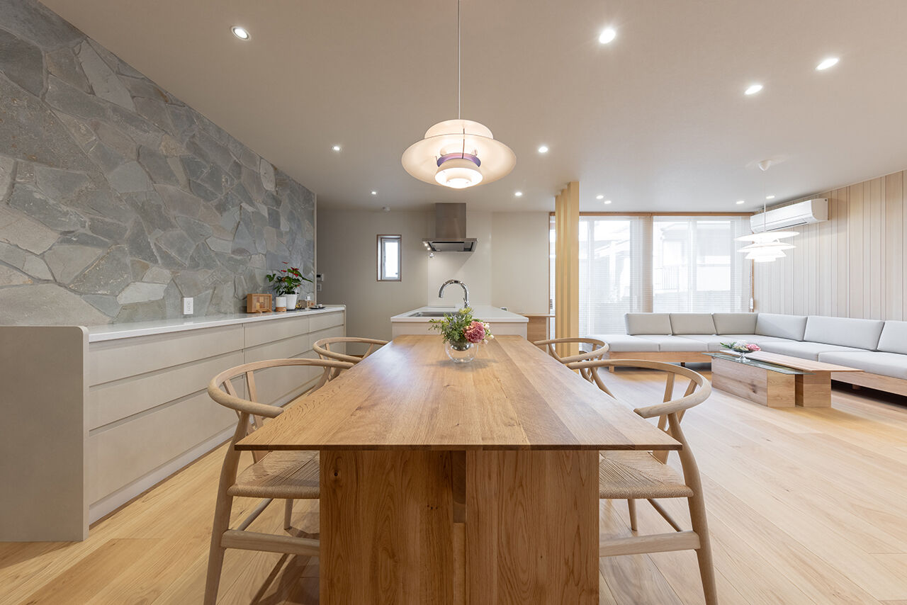 さくら 【石川県/木の温もり/65坪】和と北欧が織りなす、金沢の「伝統と現代」の建築実例画像4