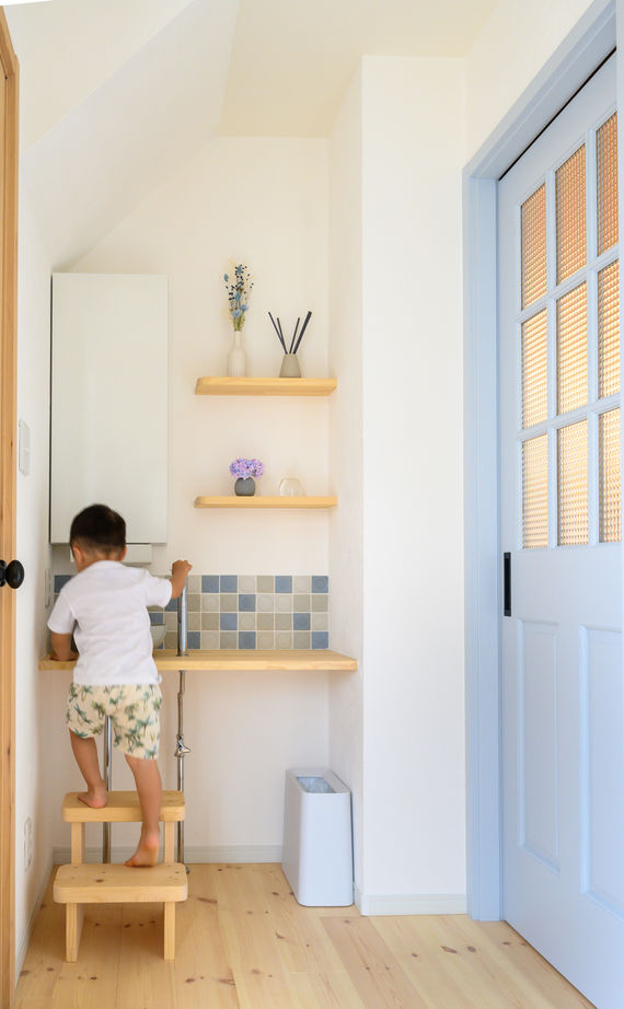 i leaf labo （アイリーフラボ） 【京都府向日市/2000万円台/北欧風/狭小/車2台/4LDK/間取り】収納充実！家事ラク＆お家カフェのような空間の建築実例画像2