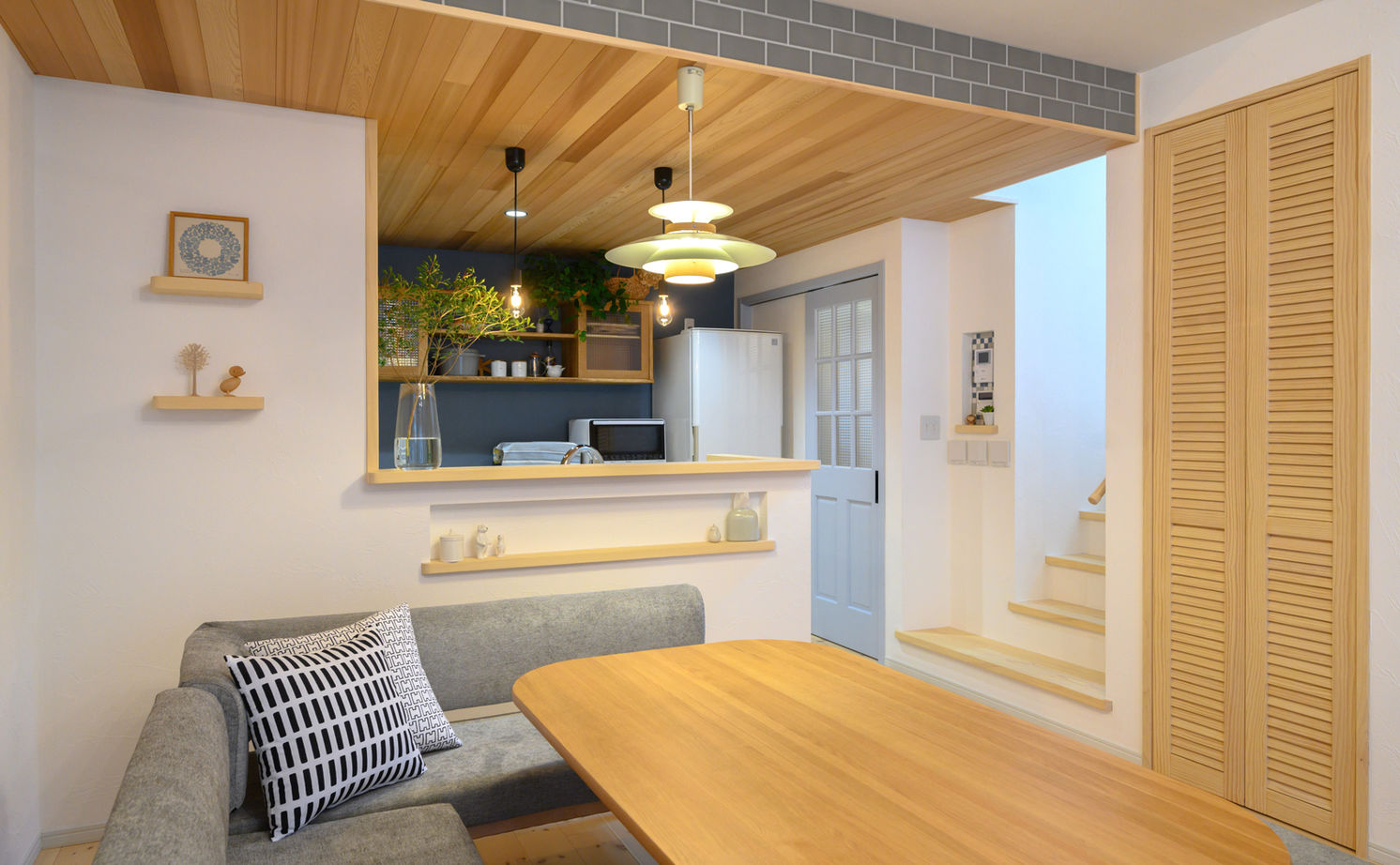 i leaf labo （アイリーフラボ） 【京都府向日市/2000万円台/北欧風/狭小/車2台/4LDK/間取り】収納充実！家事ラク＆お家カフェのような空間の建築実例画像4