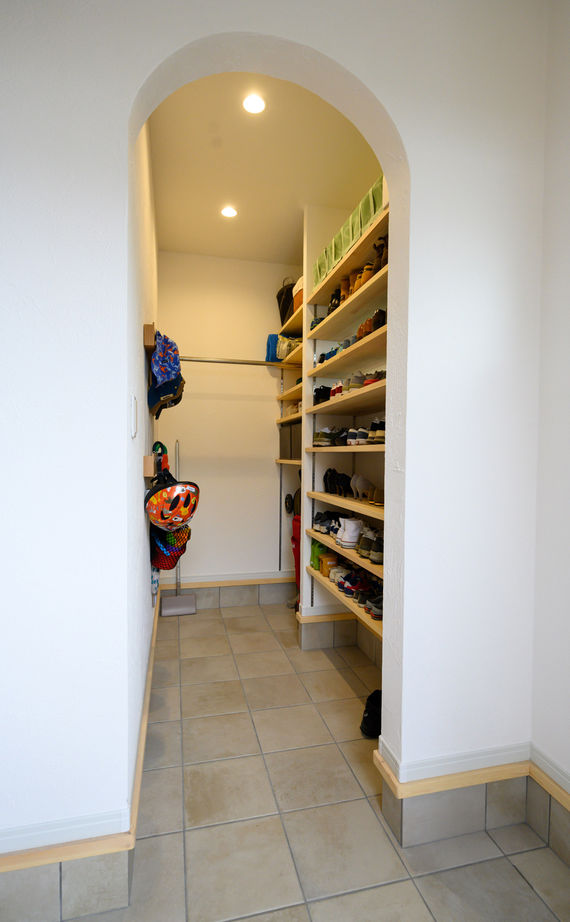 i leaf labo （アイリーフラボ） 【京都府向日市/2000万円台/北欧風/狭小/車2台/4LDK/間取り】収納充実！家事ラク＆お家カフェのような空間の建築実例画像15