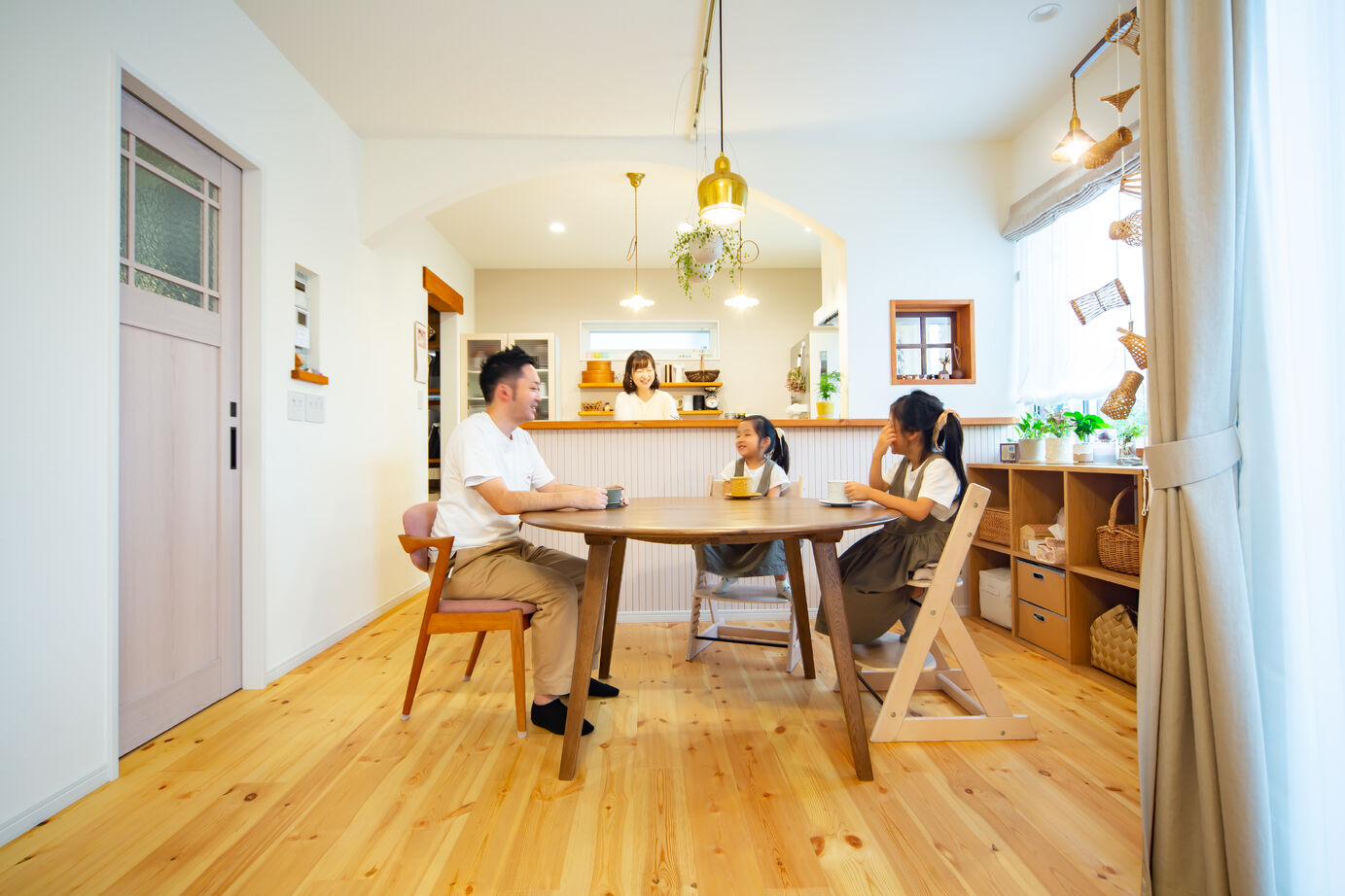 i leaf labo （アイリーフラボ） 【京都市/2000万円台/約28坪/テレワーク/狭小/3LDK/間取り有】かわいい外観｜カフェ風ナチュラルのお家の建築実例画像4