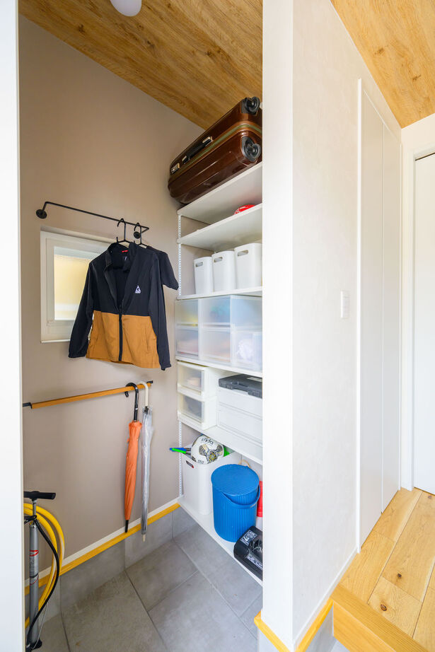 i leaf labo （アイリーフラボ） 【家事ラク動線/2000万円台/吹き抜け/2階建て/間取り】採光＆動線にこだわったテラスを囲むコの字型の家の建築実例画像19