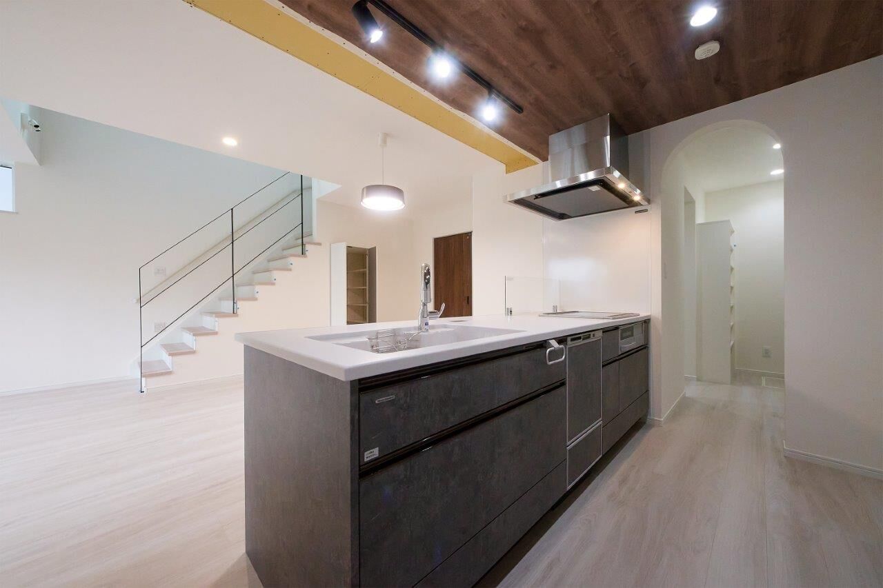 山下ホーム 【2000万円台/全館空調/2階建て】開放的なリビングが印象的な暮らしやすさを求めた住まいの建築実例画像3