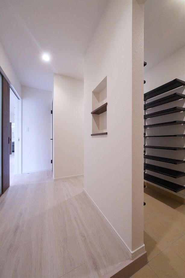 山下ホーム 【2000万円台/全館空調/2階建て】開放的なリビングが印象的な暮らしやすさを求めた住まいの建築実例画像10