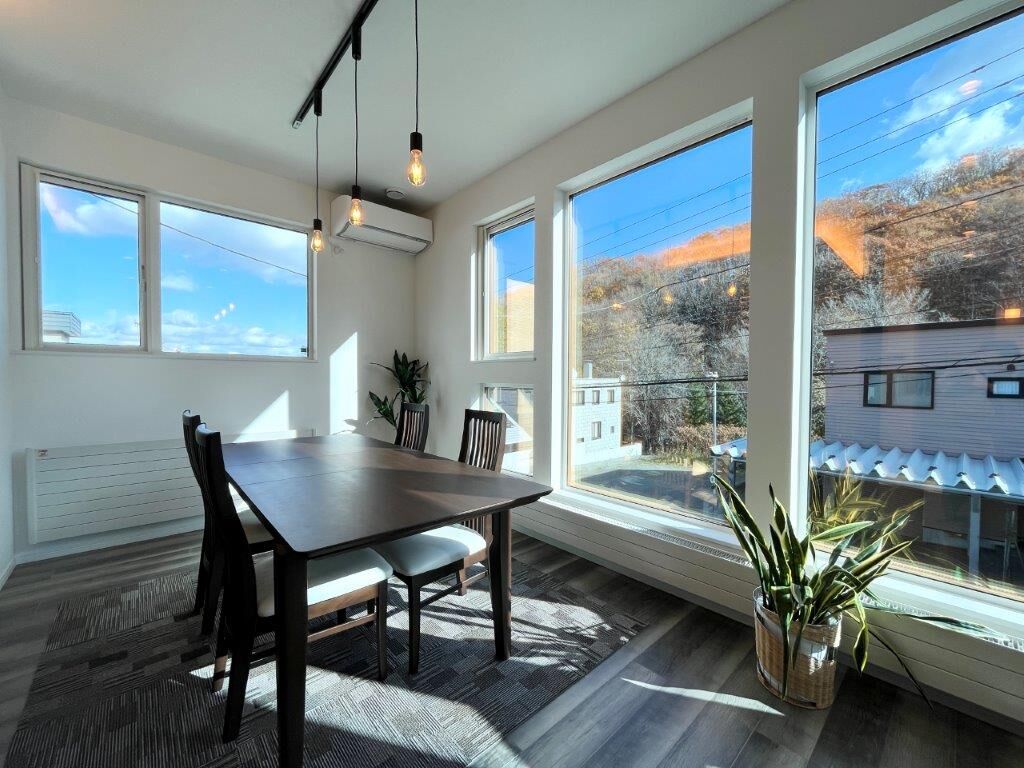 山下ホーム 【ビルトインガレージ/5000万円台】外とつながる。空間美際立つモダンな住まいの建築実例画像6