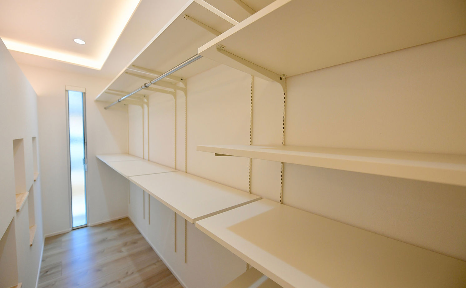 ハウスワン 【志摩市×ビルトインガレージ×平屋】家づくりのプロだった経験を持つ施主が施工会社を見極め理想を実現の建築実例画像13