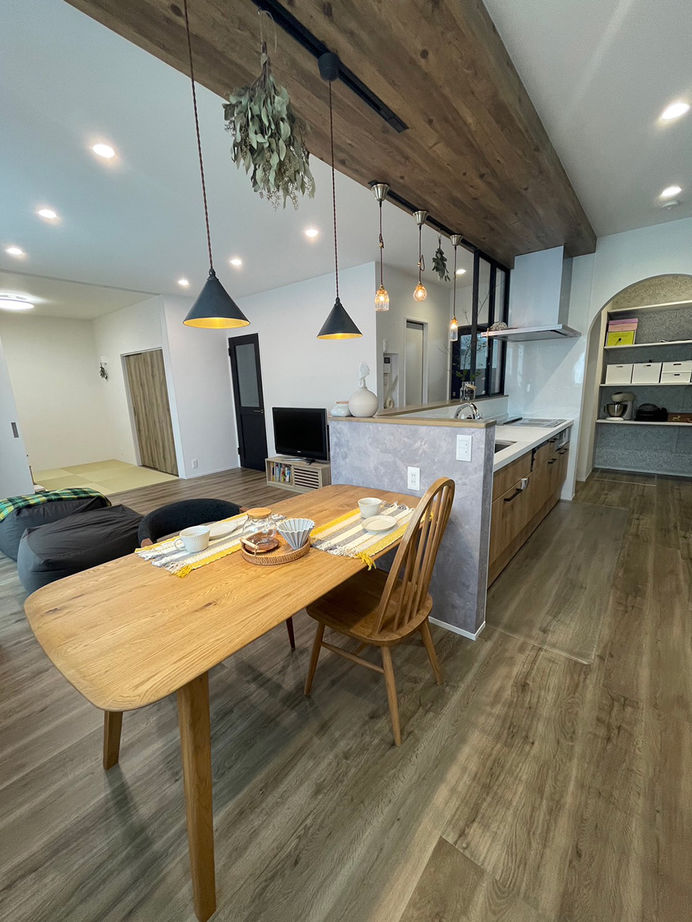 ハウスワン 【カフェスタイル×2000万円】デザインも動線も、憧れと要望を完全自由設計で叶えた家の建築実例画像2