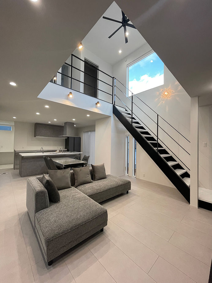 ハウスワン 【伊勢市×20代×1000万円台×吹き抜け】「若いうちにマイホームを」と23歳で建てた自由設計の家の建築実例画像2