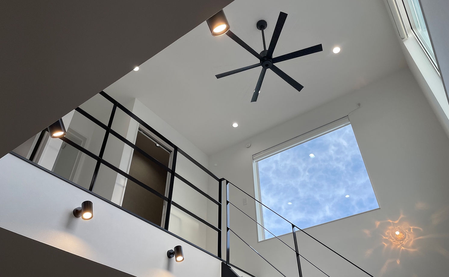 ハウスワン 【伊勢市×20代×1000万円台×吹き抜け】「若いうちにマイホームを」と23歳で建てた自由設計の家の建築実例画像6