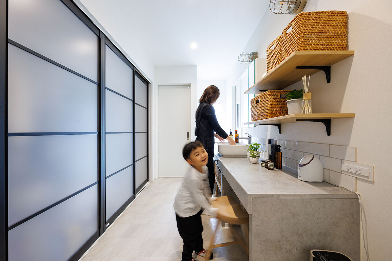 アート建工 【2000万円台後半｜平屋】LDK＋小上がり和室でゆったりと。家族のライフスタイルを考えた間取りもポイントの建築実例画像7