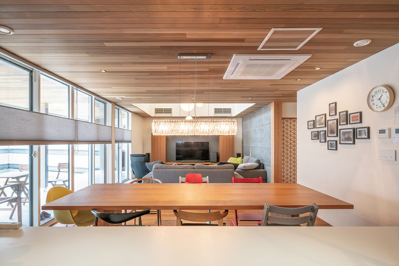 アート建工 【4000万円台｜吹き抜けリビング】耐震性を高めた快適設計。多雨多雪な環境を楽しむプレミアムな住まいの建築実例画像5