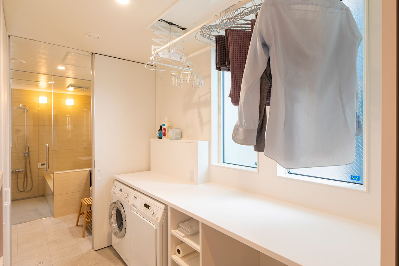 アート建工 【4000万円台｜吹き抜けリビング】耐震性を高めた快適設計。多雨多雪な環境を楽しむプレミアムな住まいの建築実例画像9